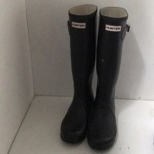 Matte black hunter rain boots